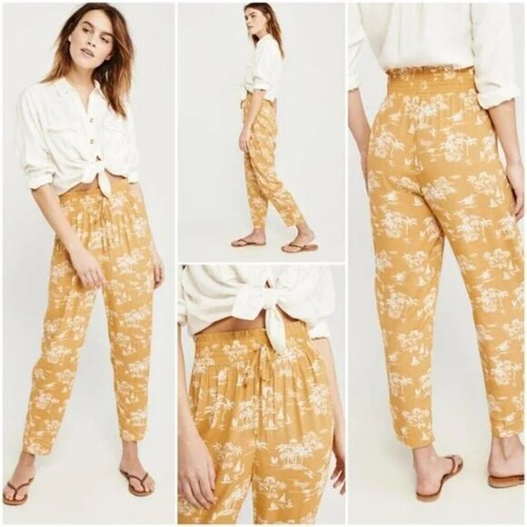 Abercrombie & Fitch Tan Floral Pants - Picture 1 of 14